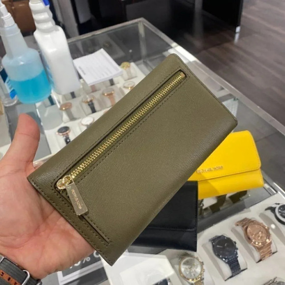 Travel Large Trifold wallet Leather 35H9GTVF3L - Picture 4 of 14